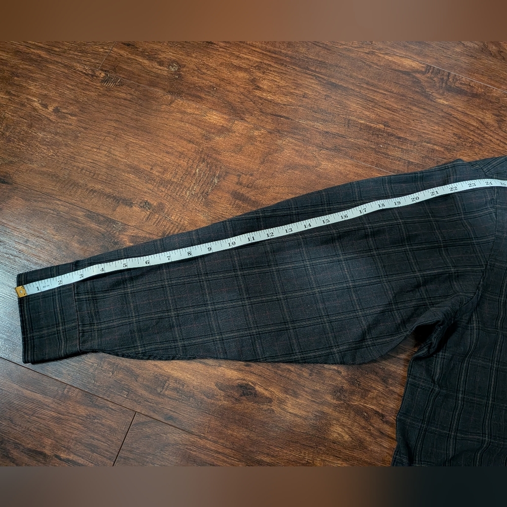 Arrow Men's Black Plaid Button-Down Shirt (L) - Picture 11 of 11